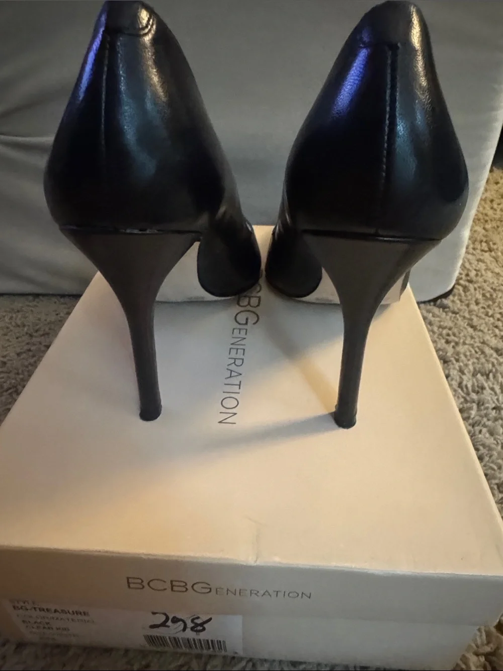 BCBG Black Pointed Toe Patent Leather Pumps, Sz 8
